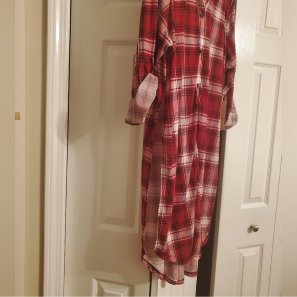 Paper + Tee Long Checkered Blouse. NEW! - Picture 5 of 6